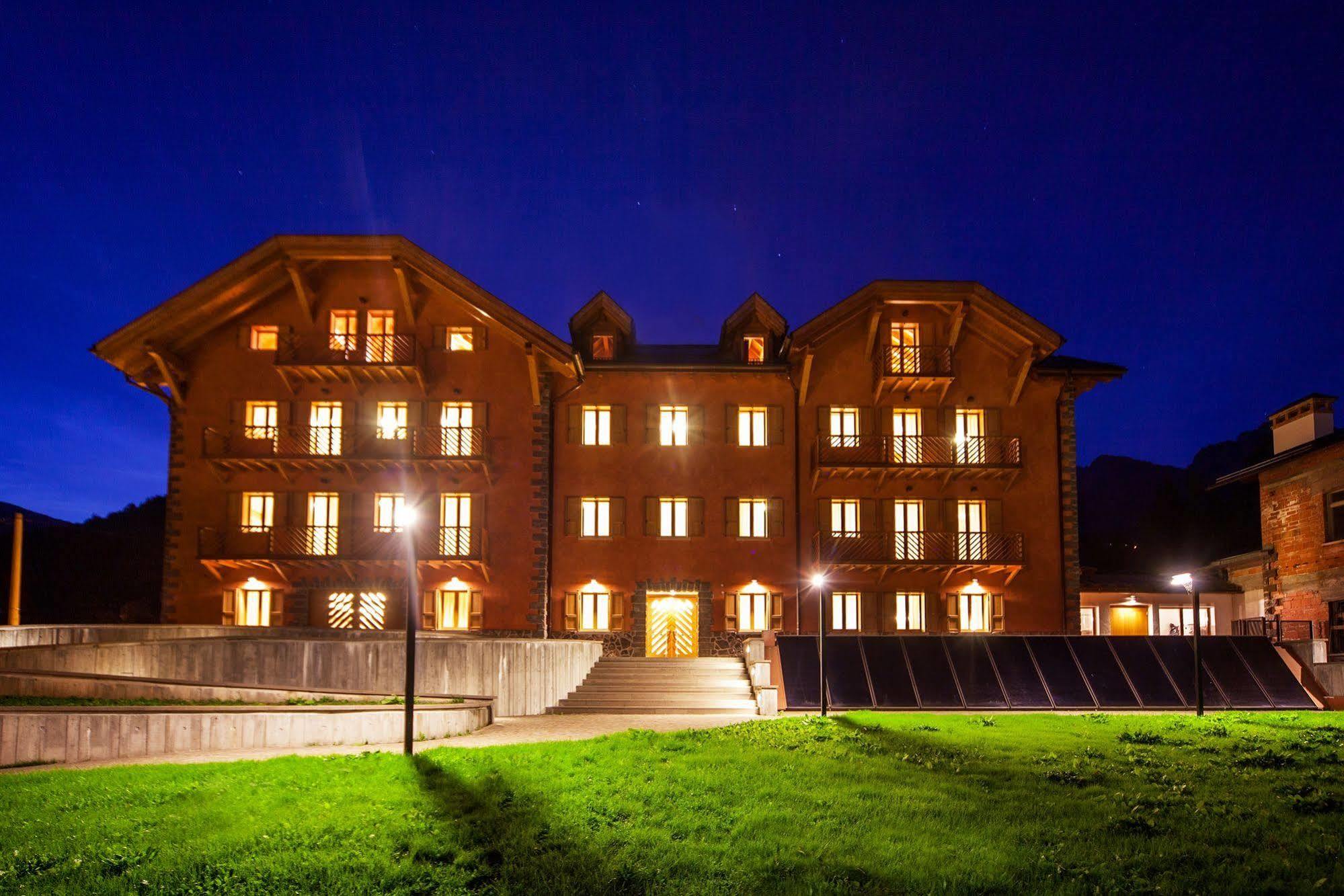 Lumen Hotel Falcade Exterior photo